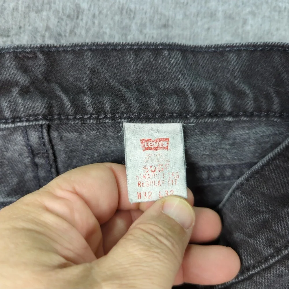 Levis will ship